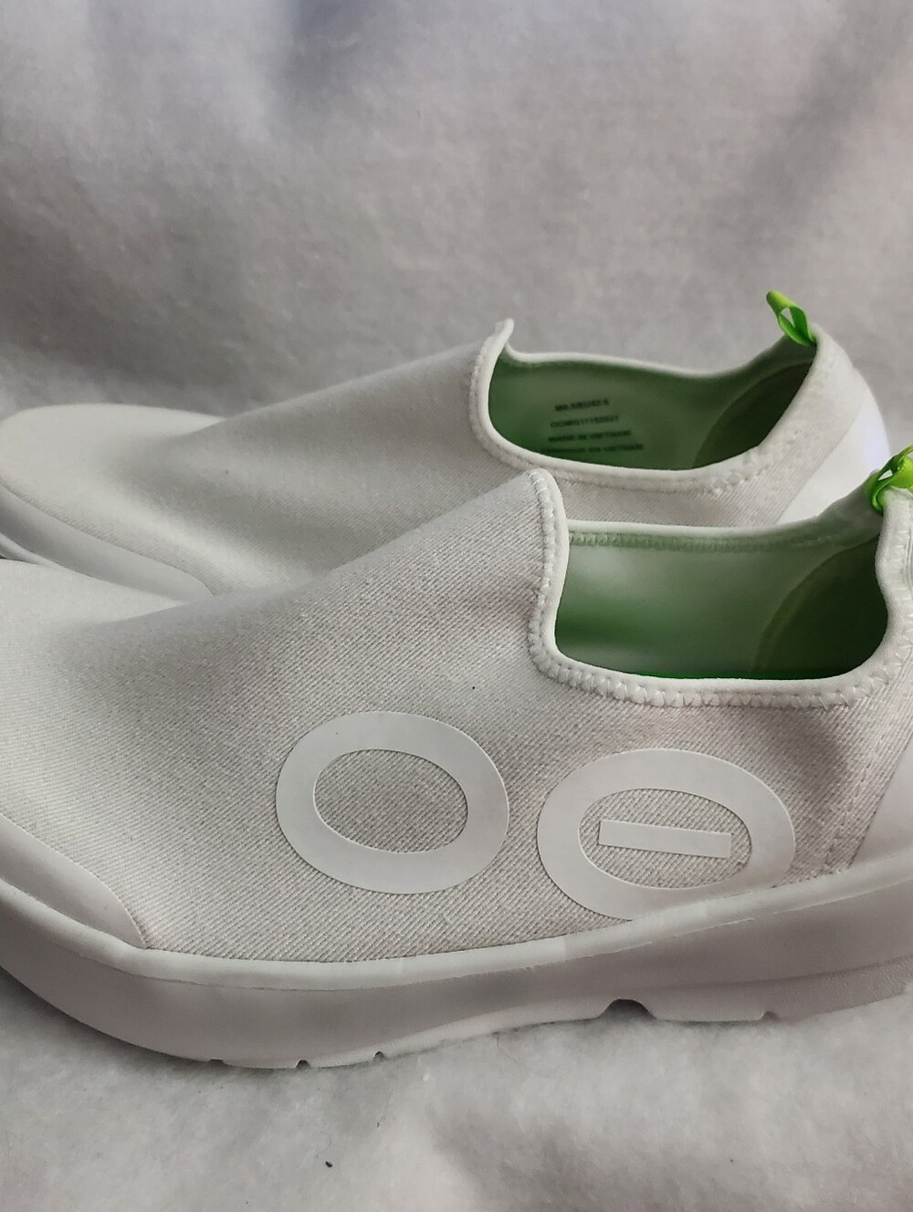OOFOS White Slip-On Sneakers with Lime Green Lining - Picture 3 of 10